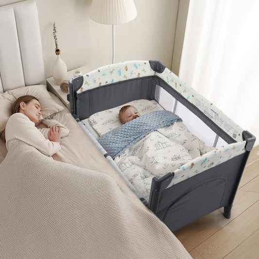 Zimtown 4-in-1 Wide Baby Bassinet Bedside with Mattress, Portable Baby Crib for Newborn to Toddlers, Gray